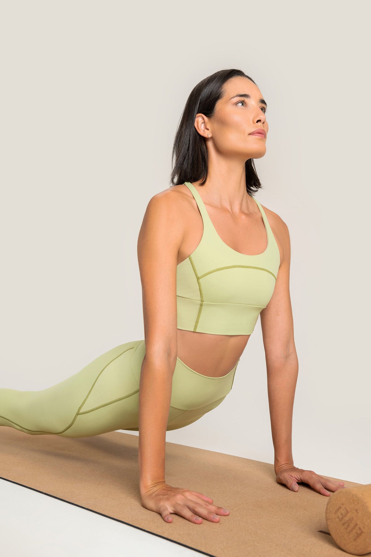 Essential Streamline Mid Sports Bra