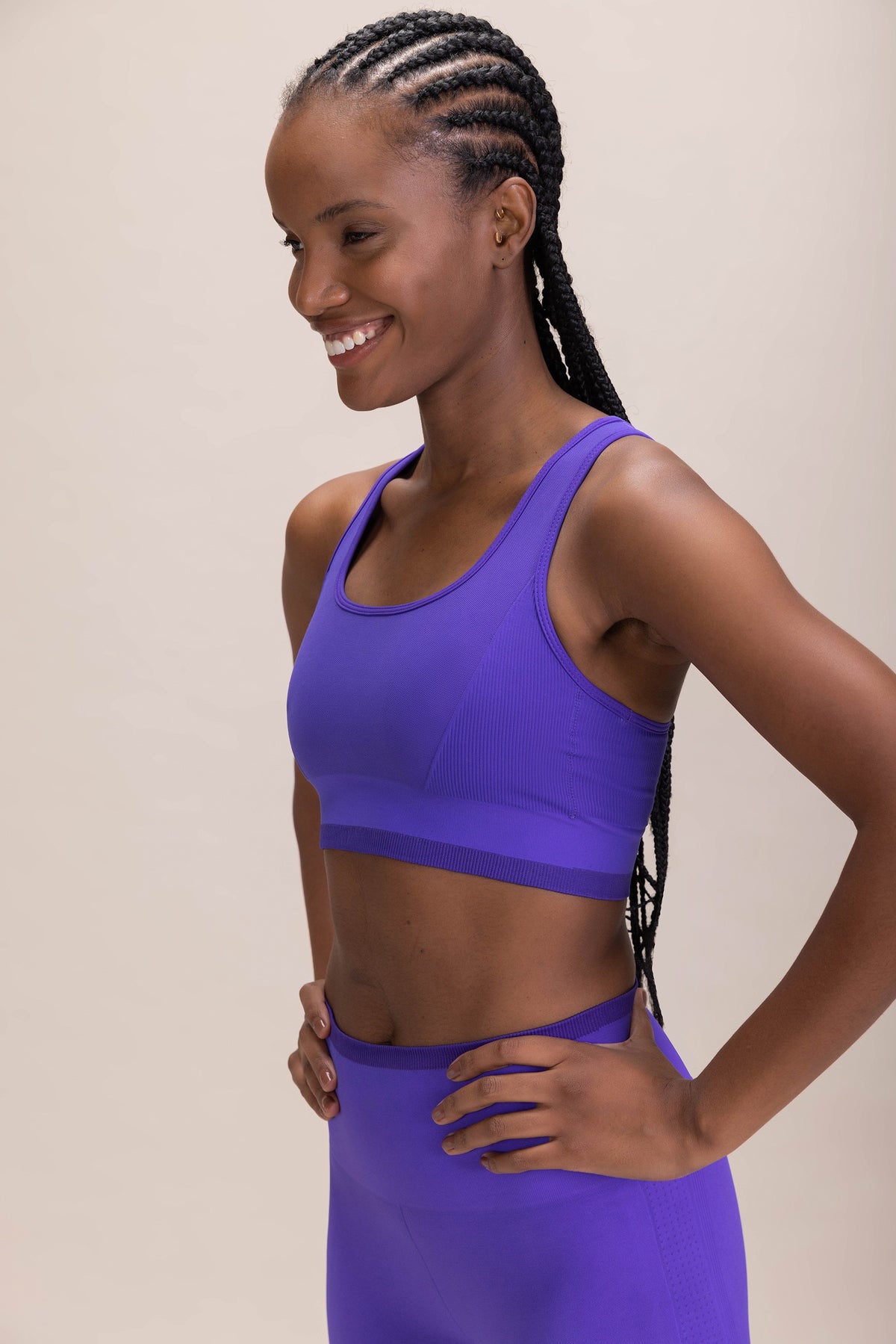 Seamless Contour Sports Bra